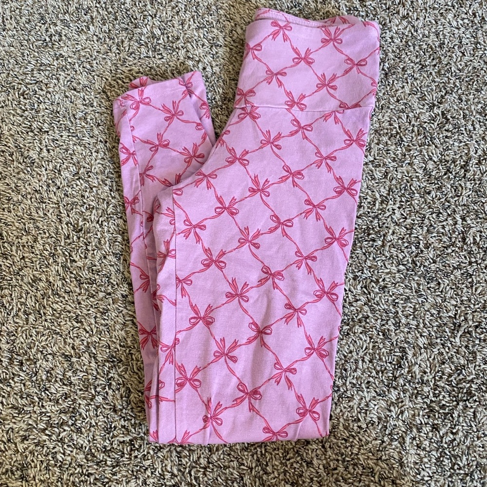 Pink Bow Patterned Leggings